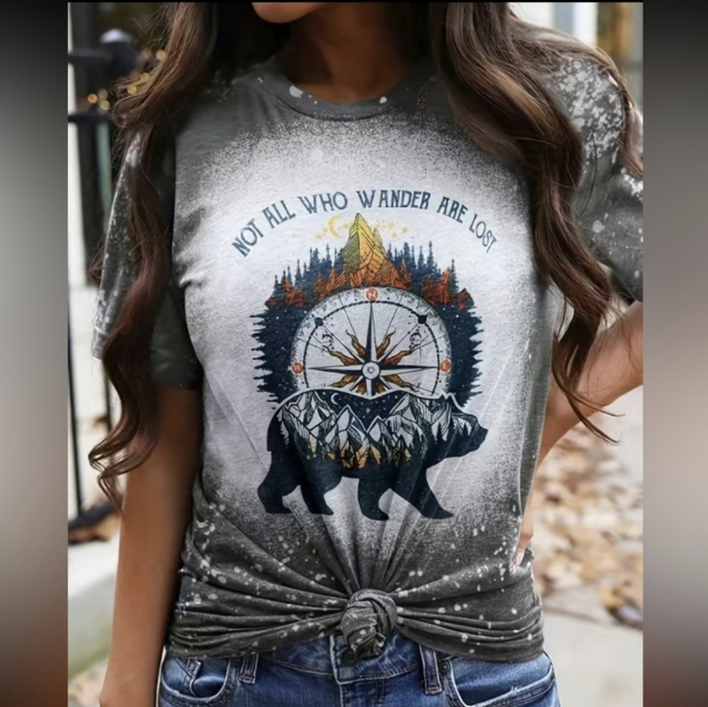 "Not All Who Wander are Lost" Graphic Short Sleeve T-Shirt